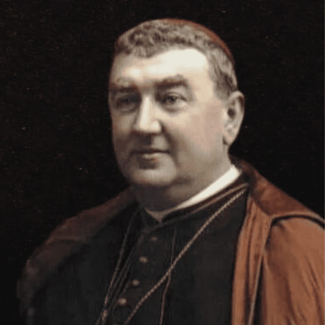 San Manuel González García en adoración ante el Santísimo Sacramento